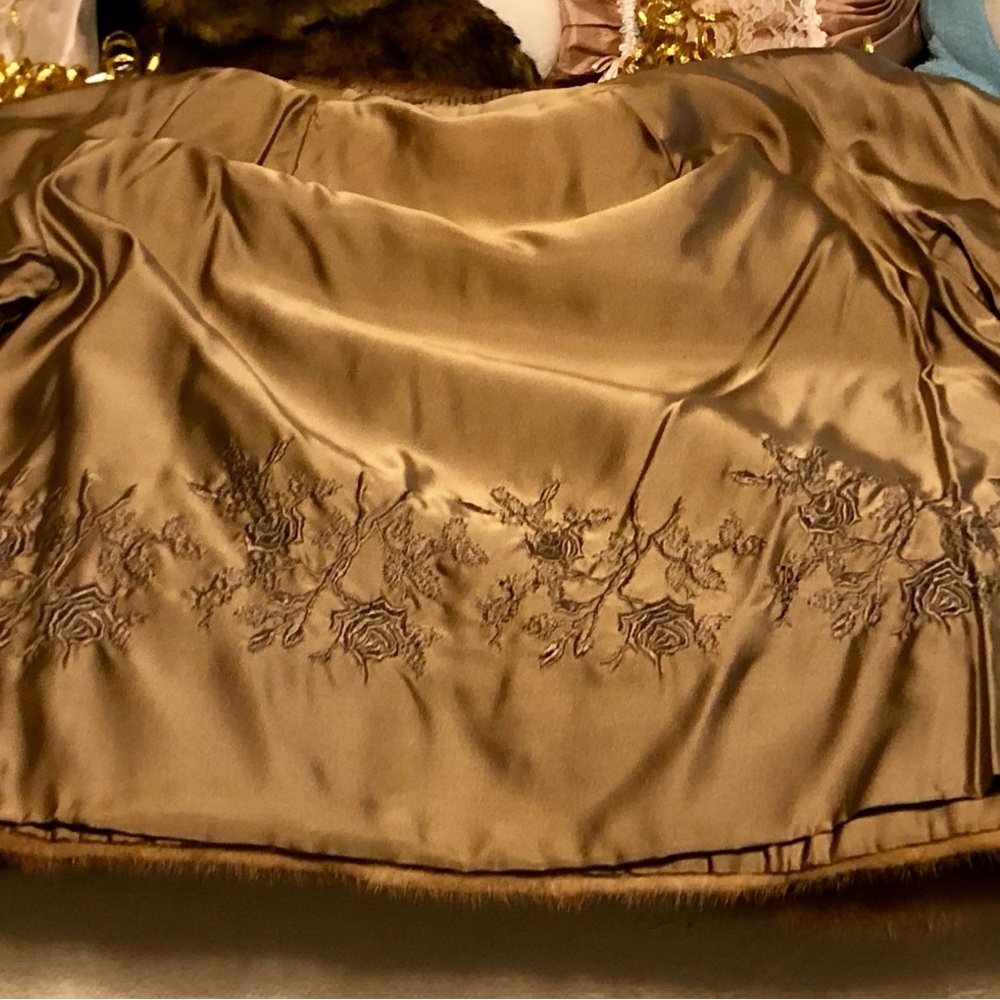 Beautiful Custom Made Mink Jacket. M/L (No Tags) - image 7